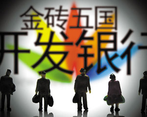 如何评估银行的风险管理体系及其有效性？