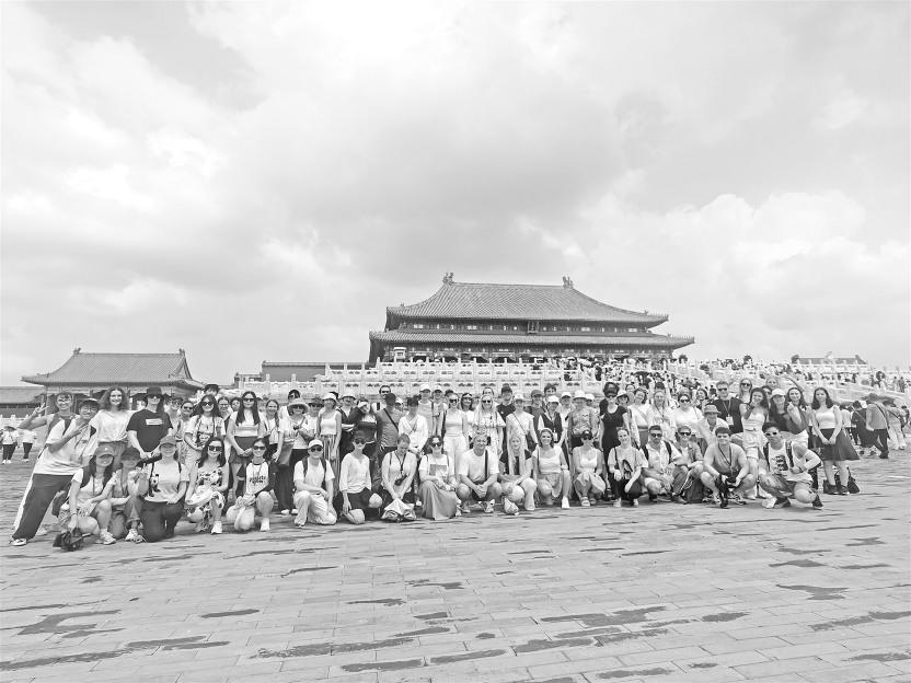 跨境游“热辣滚烫” 或促暑期出游人数创新高